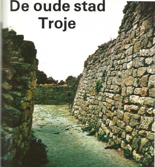 Troje 1
